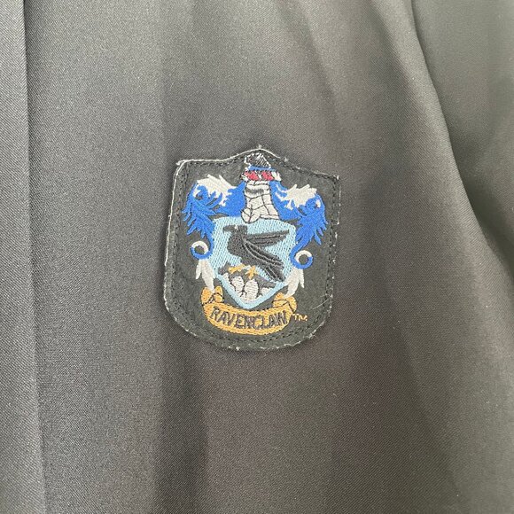 Universal Studios Harry Potter Raveclaw Robe - Picture 2 of 8